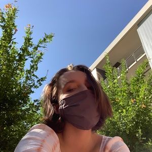 Meet your Posher, Katelyn